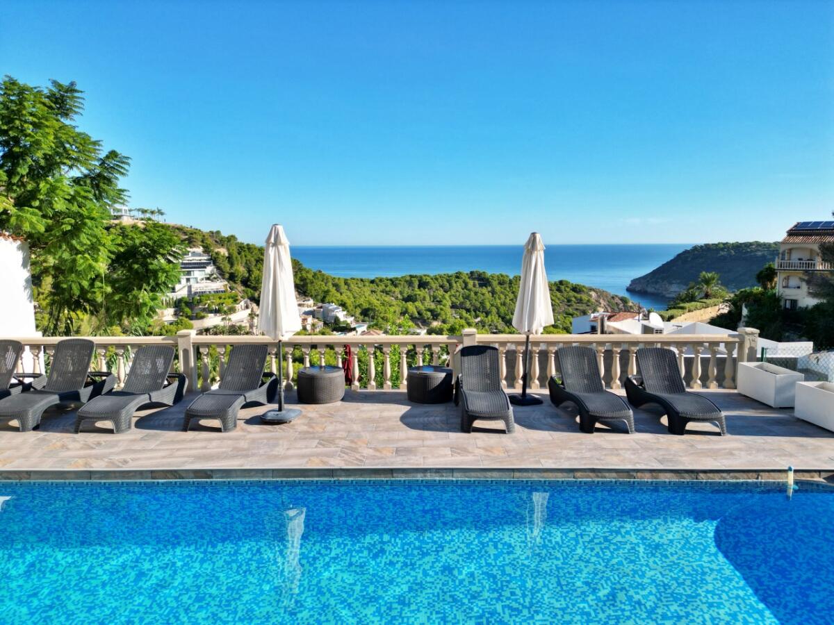 Villa 4 Dormitorios en venta en Javea Portichol