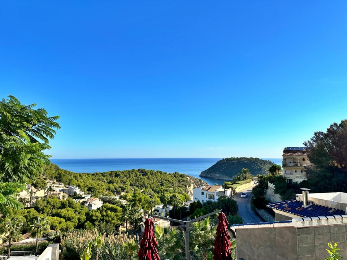 Villa 4 Dormitorios en venta en Javea Portichol