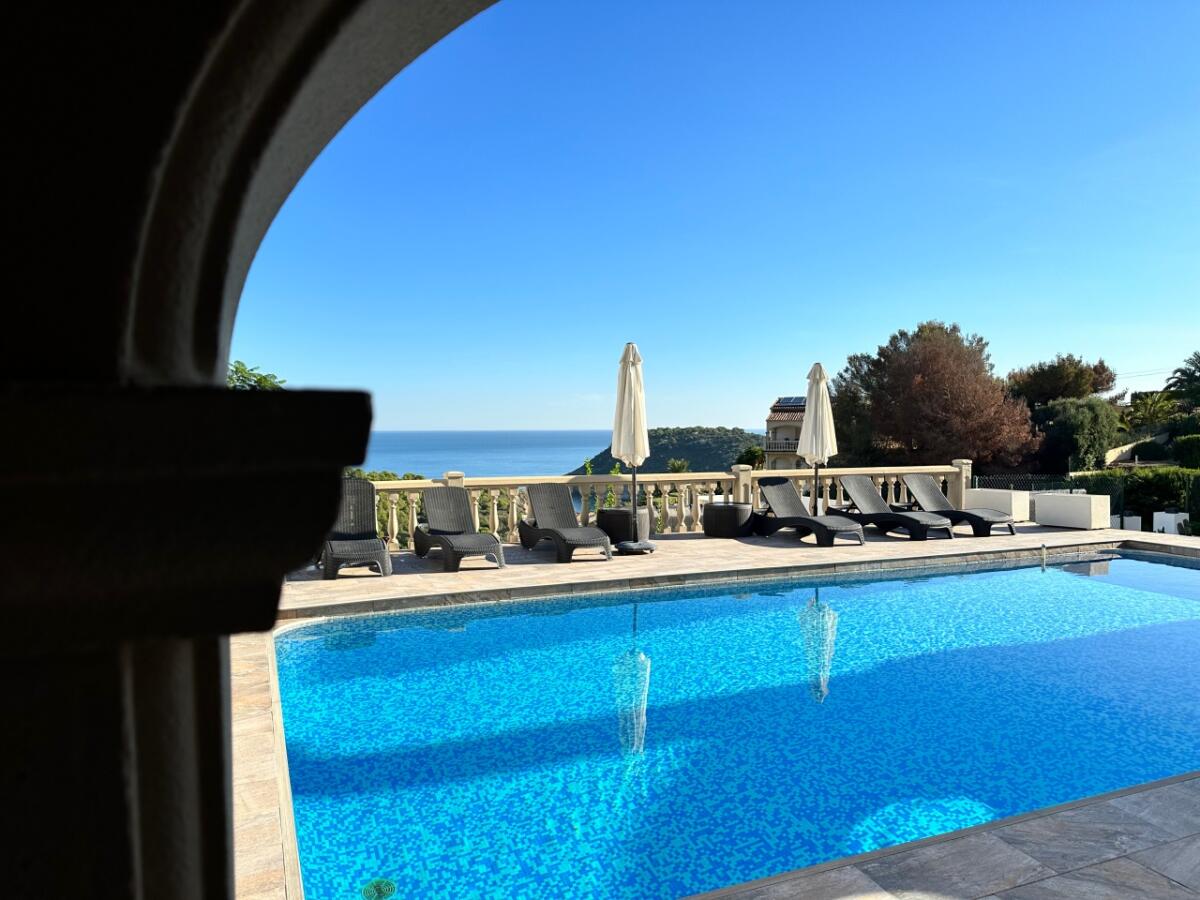 Villa 4 Dormitorios en venta en Javea Portichol