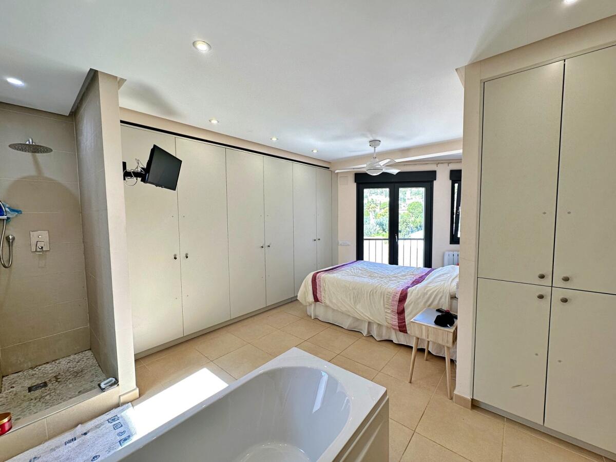 Casa adosada 5 Dormitorios en venta en Javea Casco antiguo
