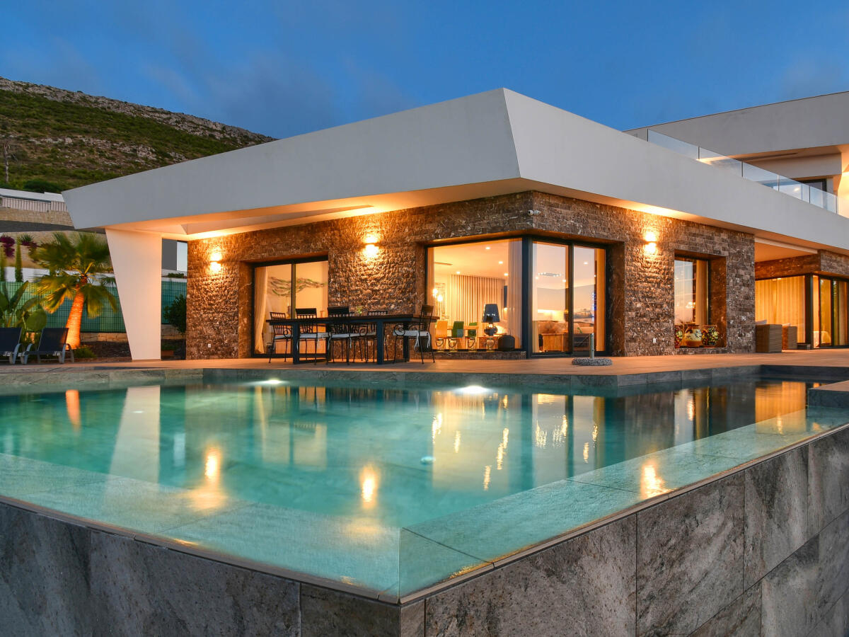 Villa 4 Dormitorios en venta en Javea Villes Del Vent