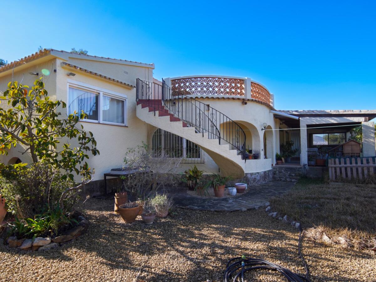 Villa 5 Dormitorios en venta en Javea Balcon Al Mar