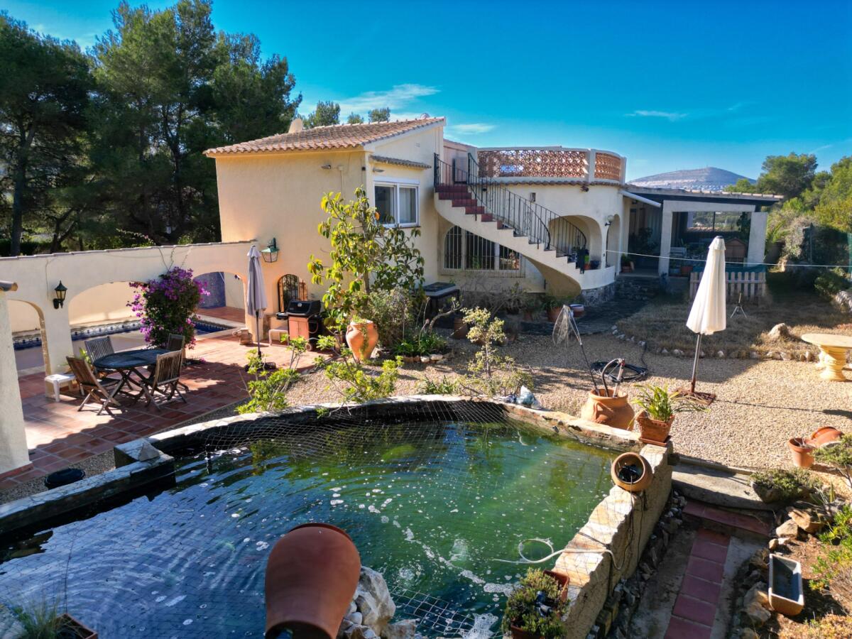 Villa 5 Dormitorios en venta en Javea Balcon Al Mar