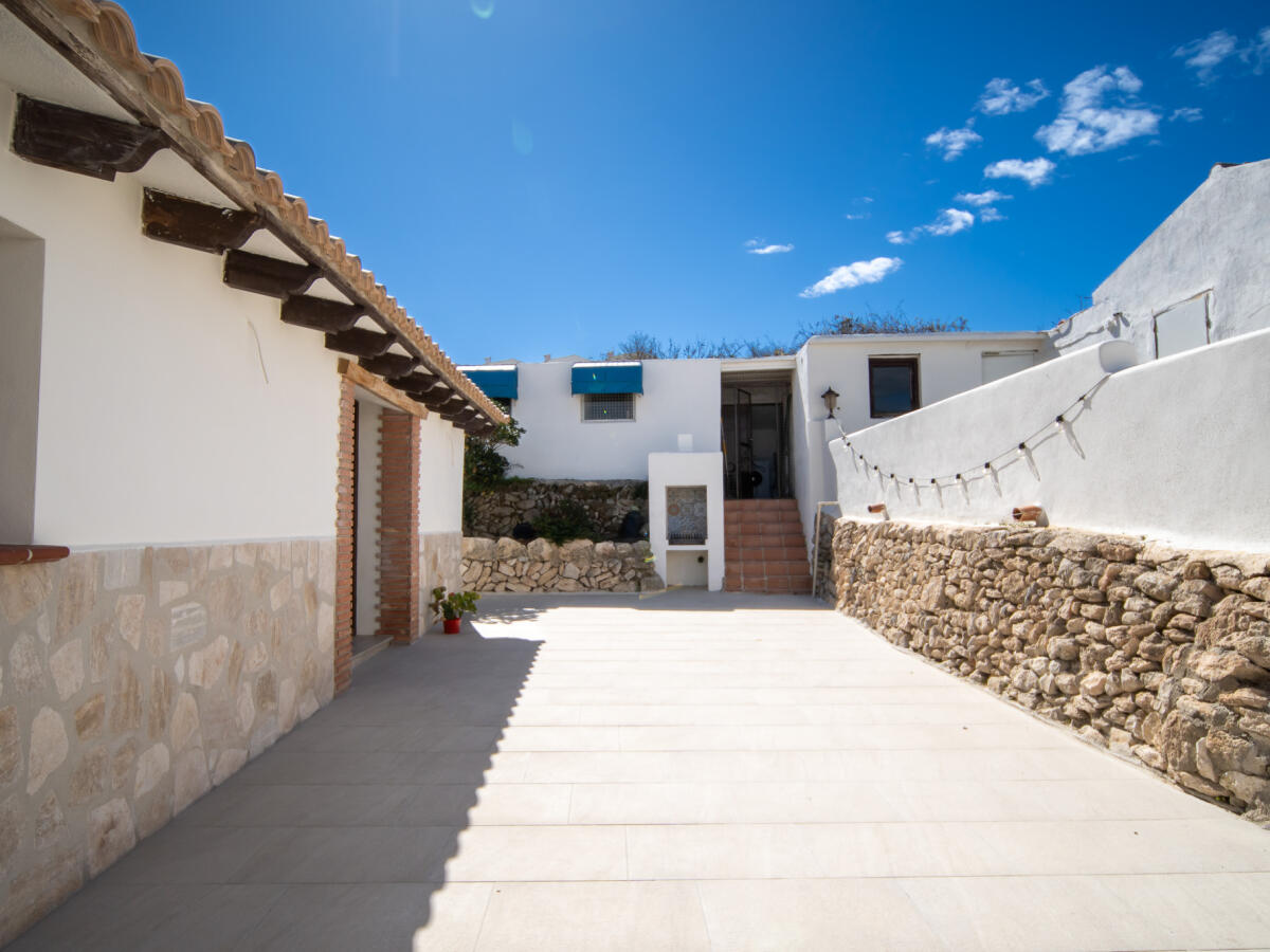 Villa 5 Dormitorios en venta en Moraira