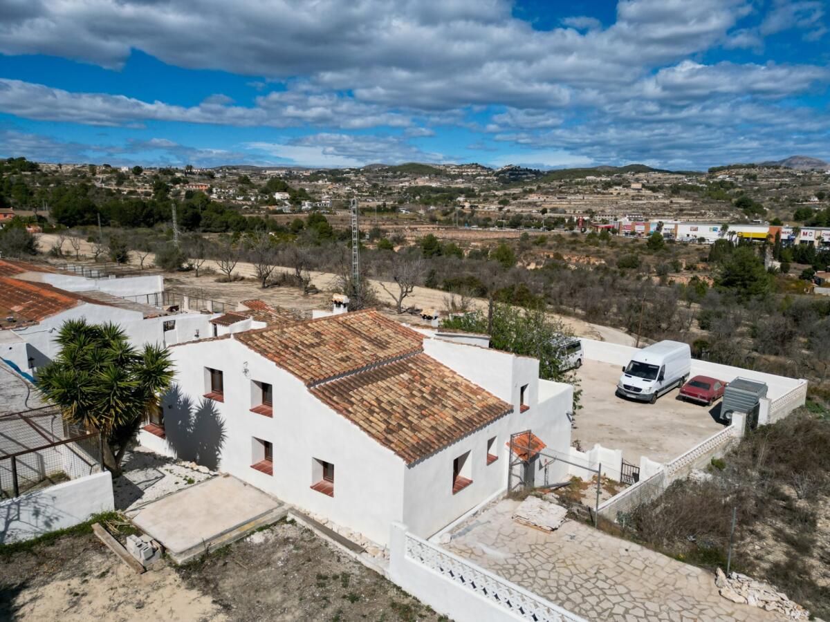Villa 5 Dormitorios en venta en Moraira