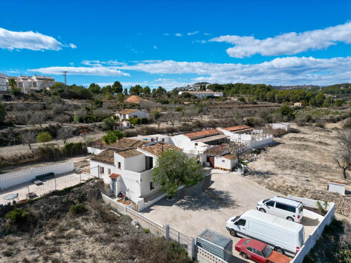 Villa 5 Dormitorios en venta en Moraira