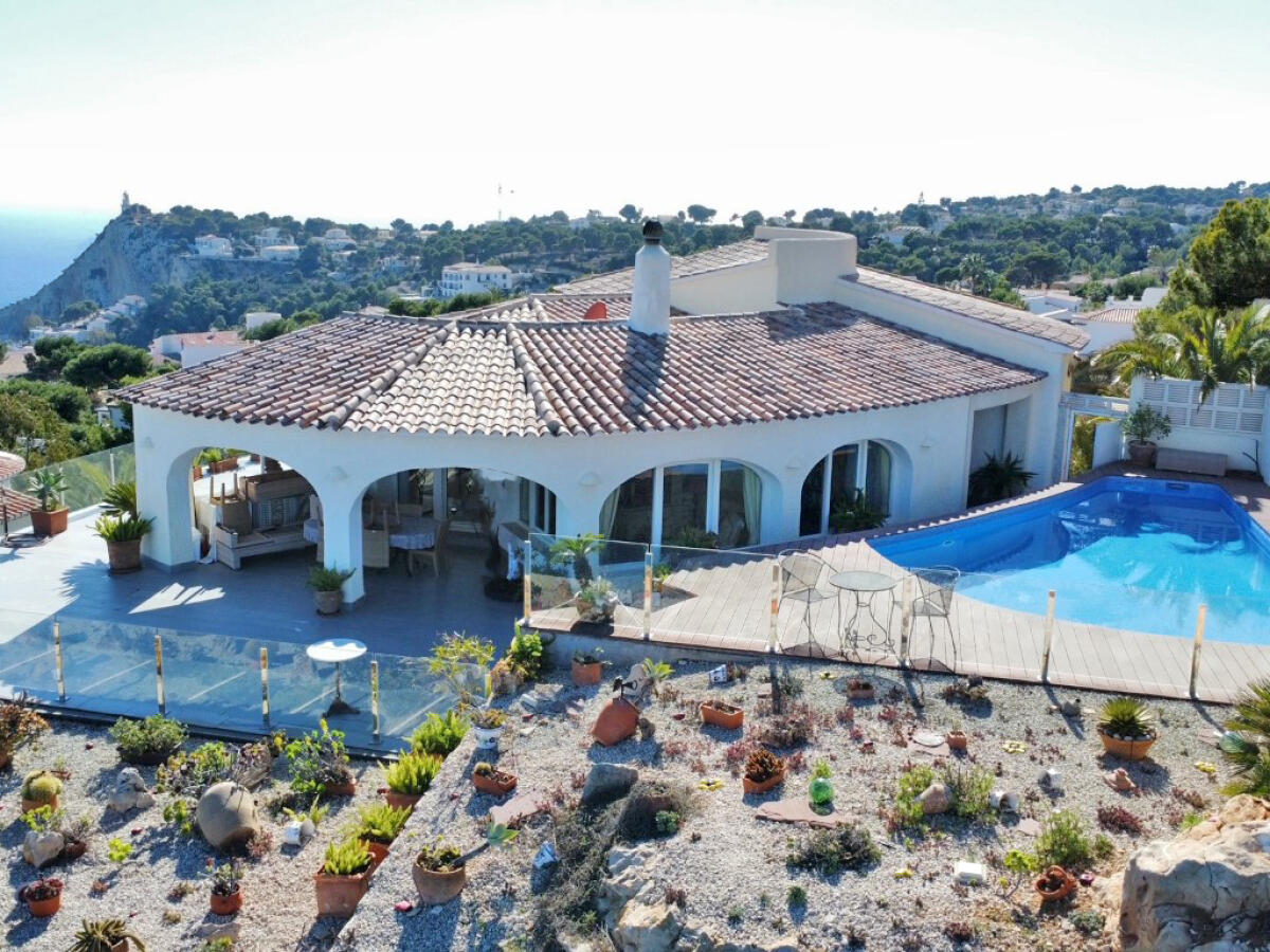 Villa 5 Dormitorios en venta en Javea