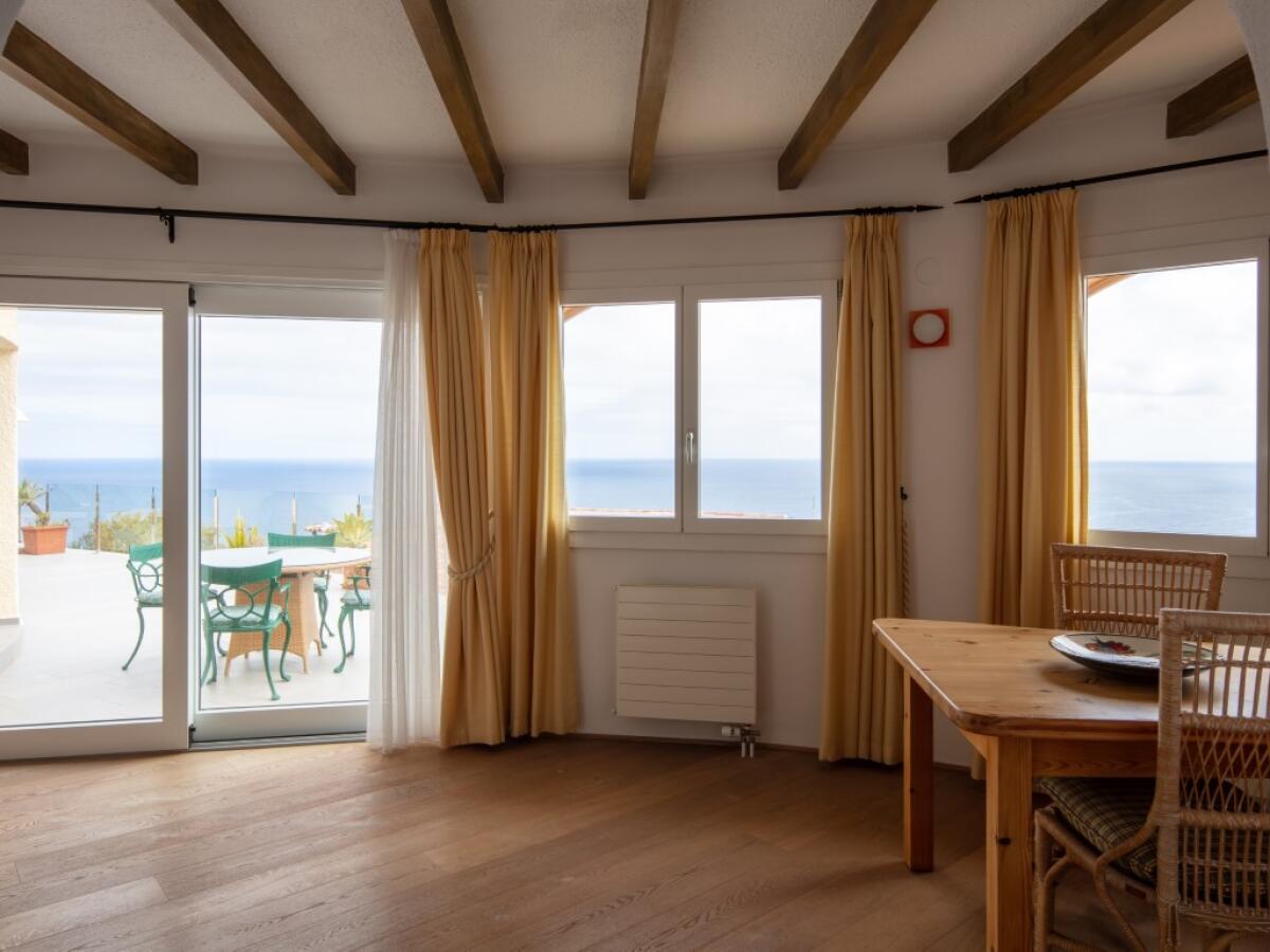 Villa 5 Dormitorios en venta en Javea