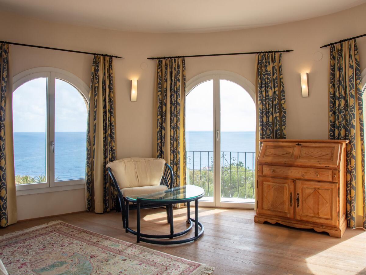 Villa 5 Dormitorios en venta en Javea