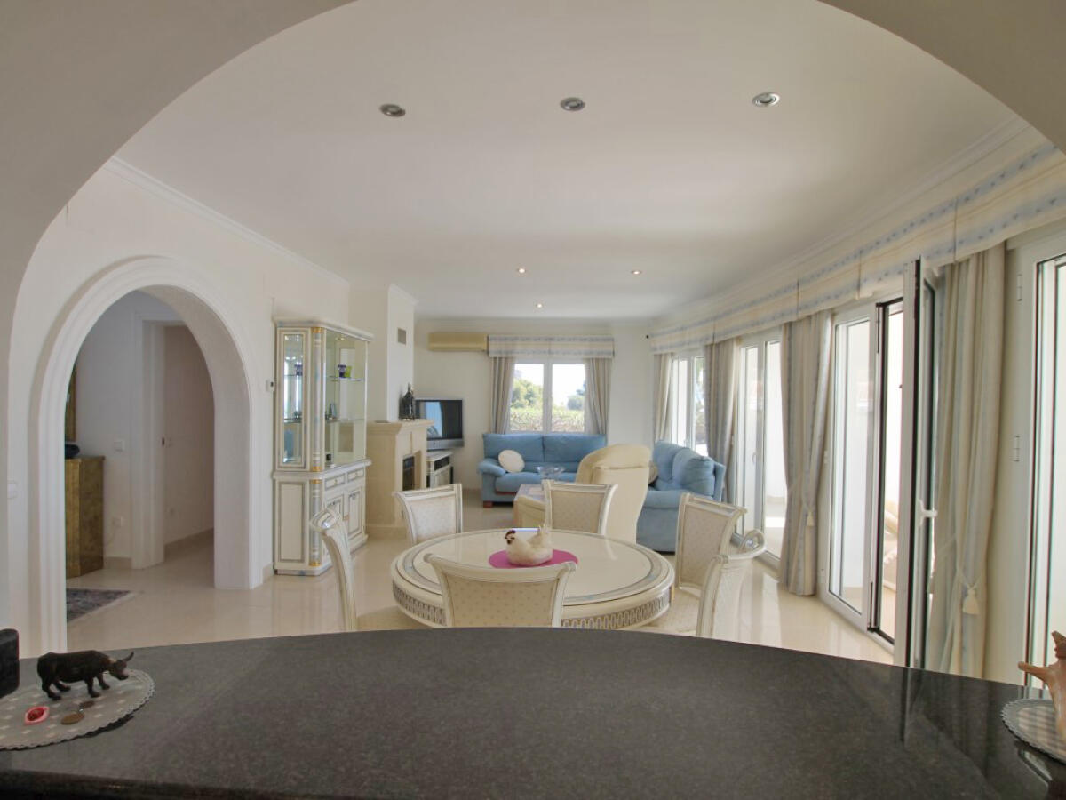 Villa 4 Dormitorios en venta en Javea