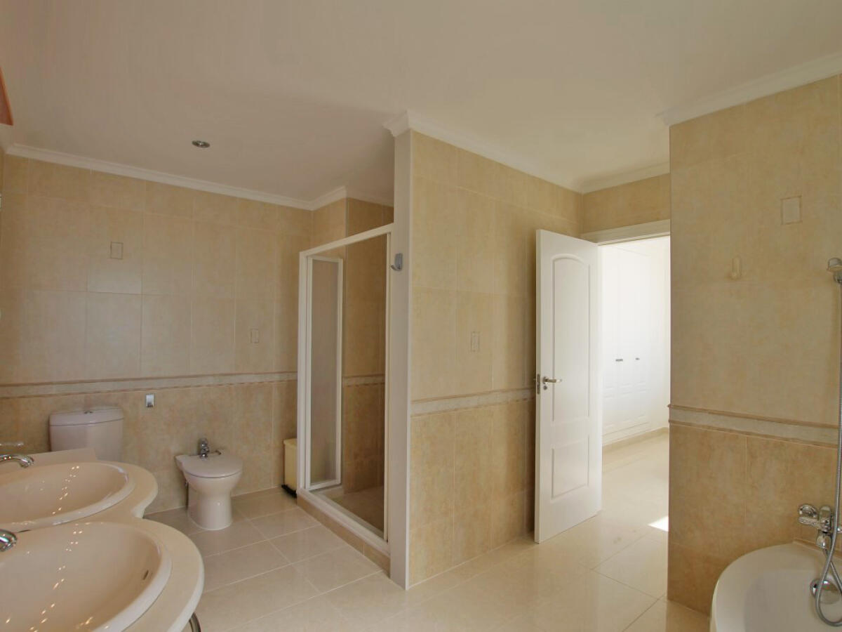 Villa 4 Dormitorios en venta en Javea