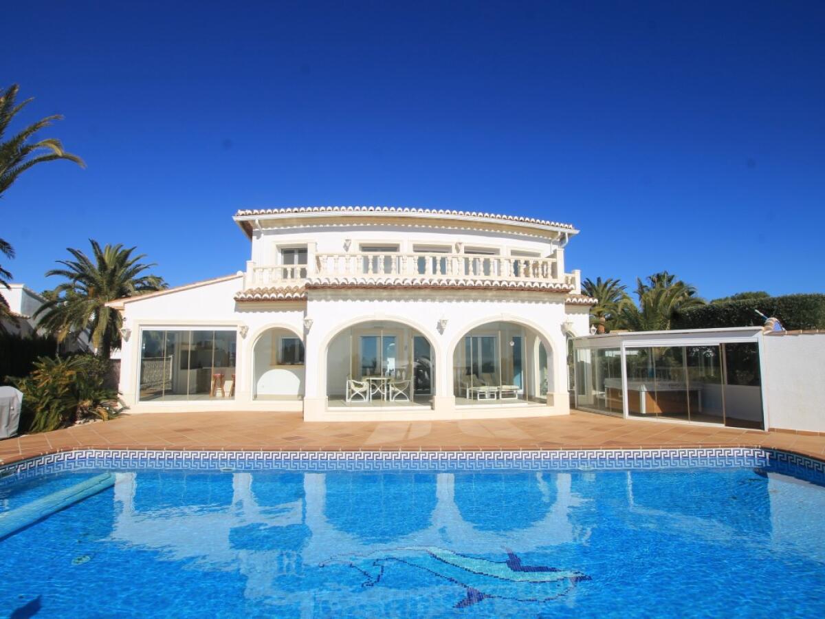 Villa 4 Dormitorios en venta en Javea
