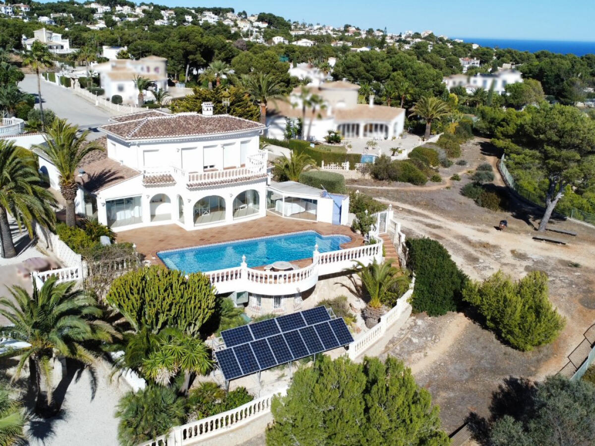 Villa 4 Dormitorios en venta en Javea