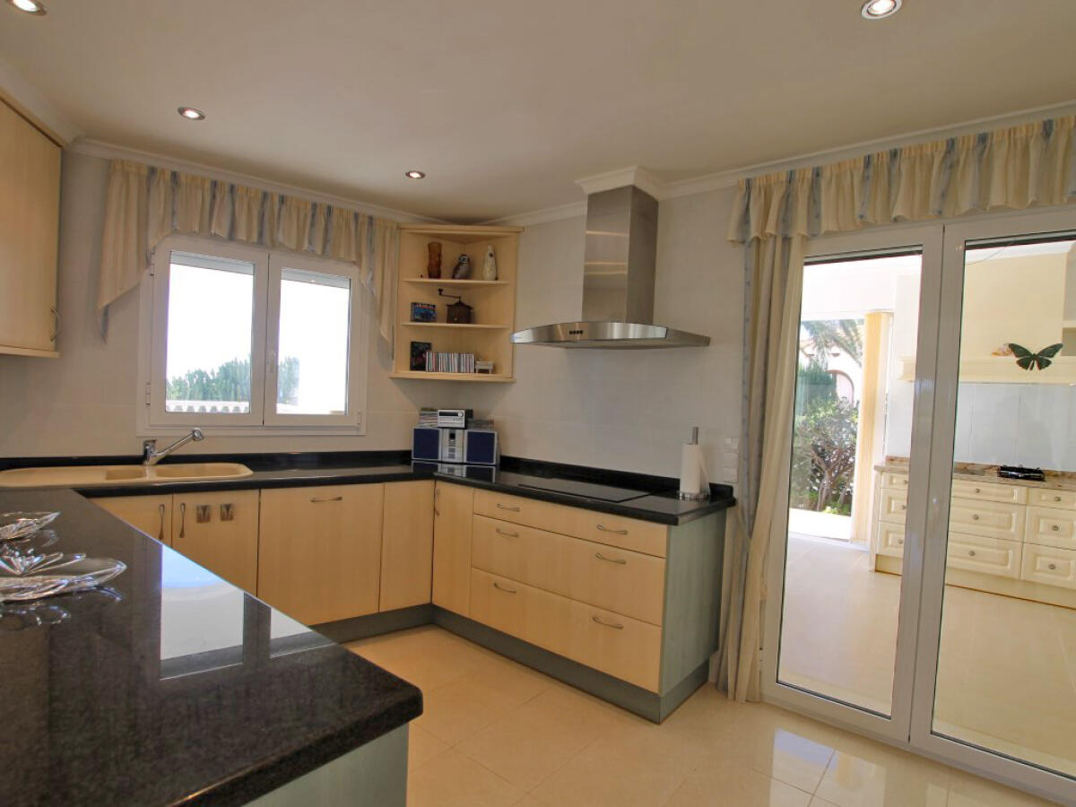 Villa 4 Dormitorios en venta en Javea