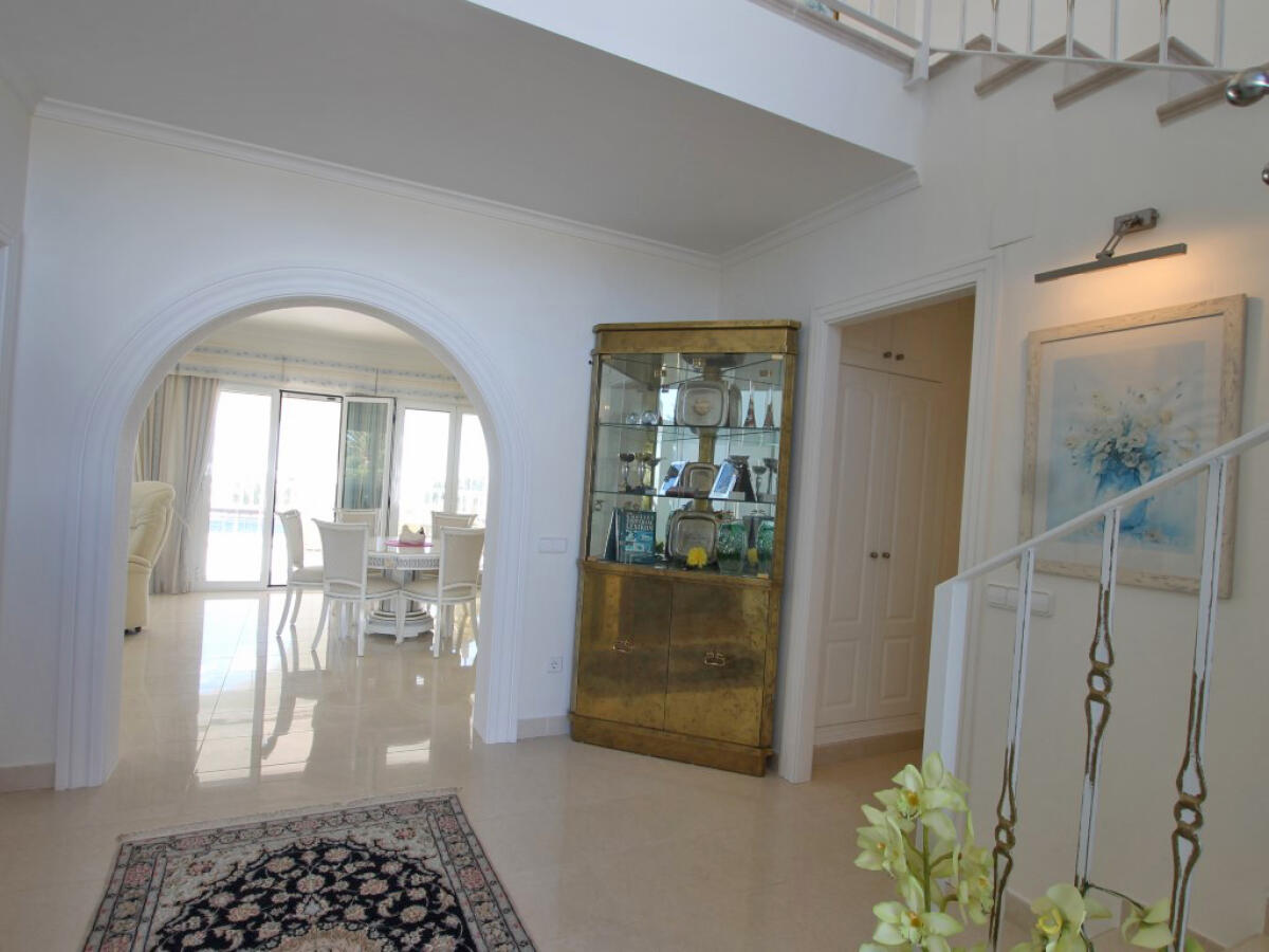Villa 4 Dormitorios en venta en Javea