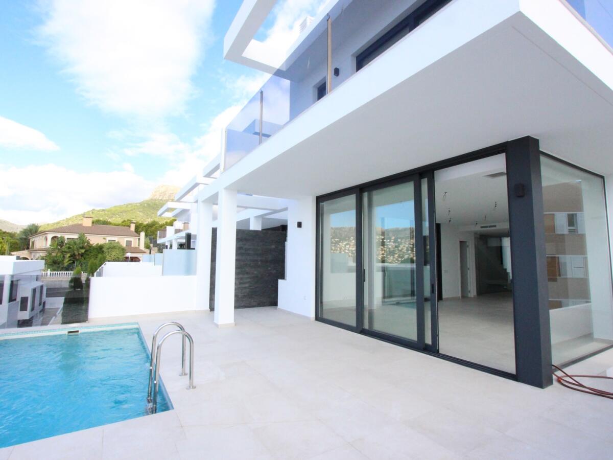 Villa 4 Dormitorios en venta en Calpe