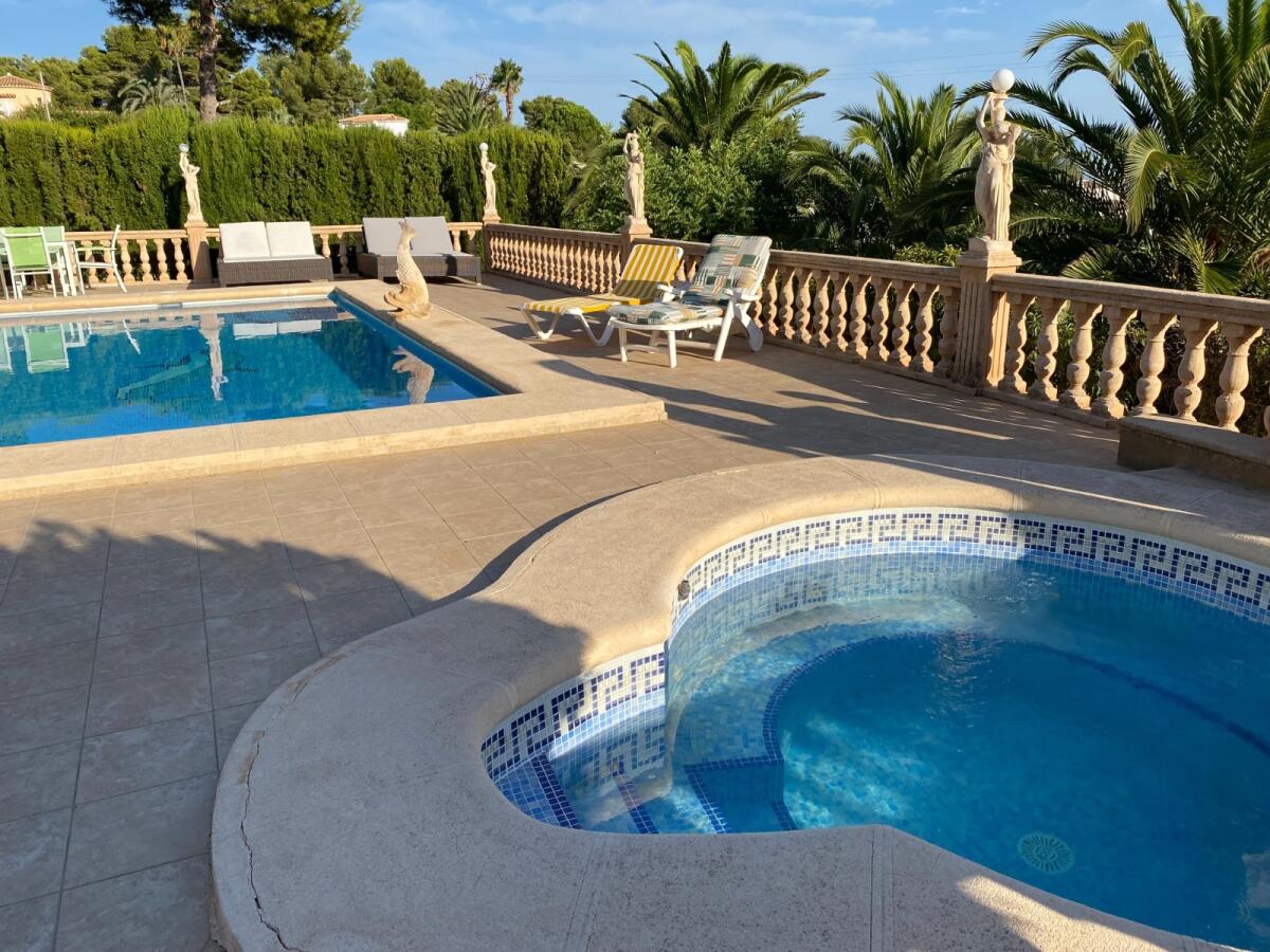 Villa 4 Dormitorios en venta en Benissa San Jaime