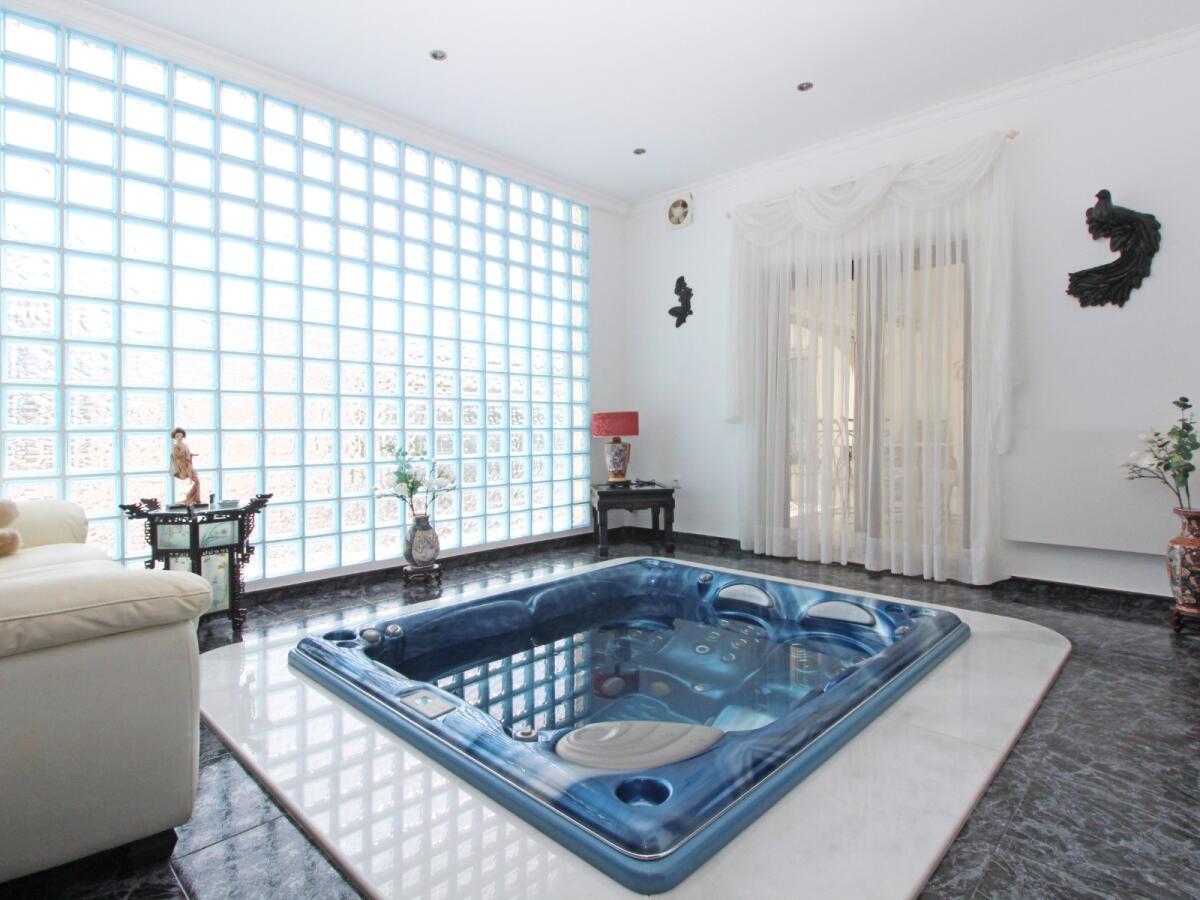 Villa 2 Dormitorios en venta en Calpe
