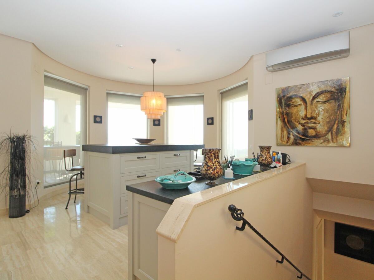 Villa 5 Dormitorios en venta en Moraira