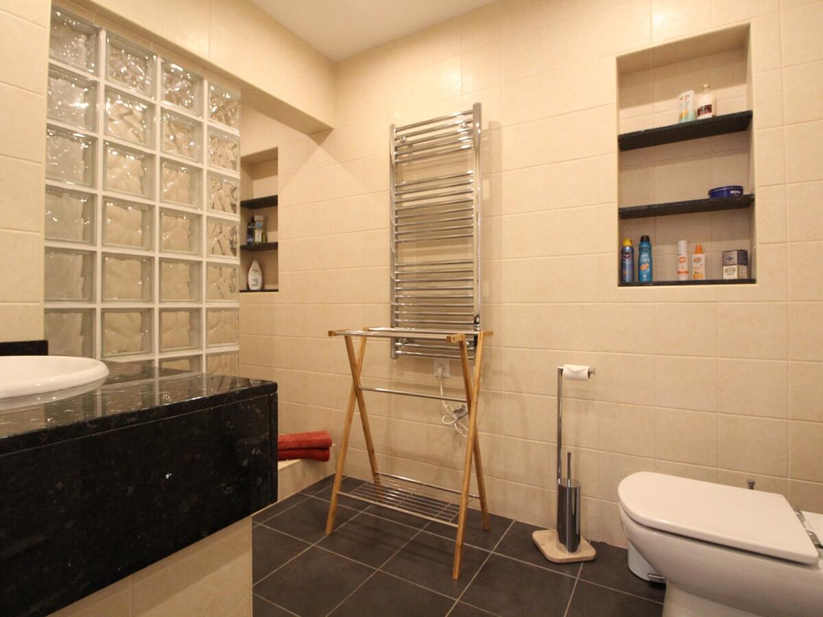 Villa 5 Dormitorios en venta en Moraira