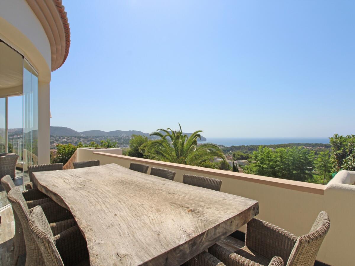 Villa 5 Dormitorios en venta en Moraira