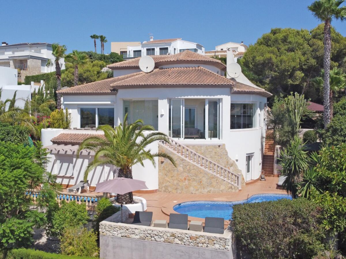 Villa 5 Dormitorios en venta en Moraira