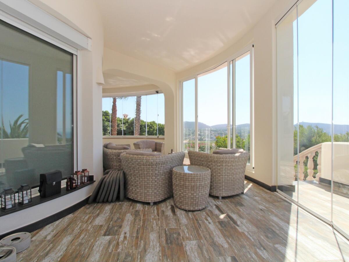 Villa 5 Dormitorios en venta en Moraira