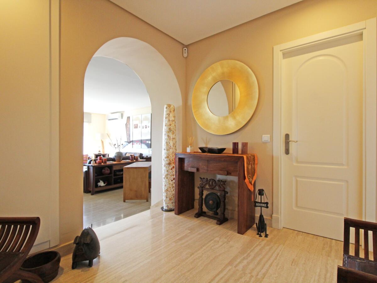 Villa 5 Dormitorios en venta en Moraira