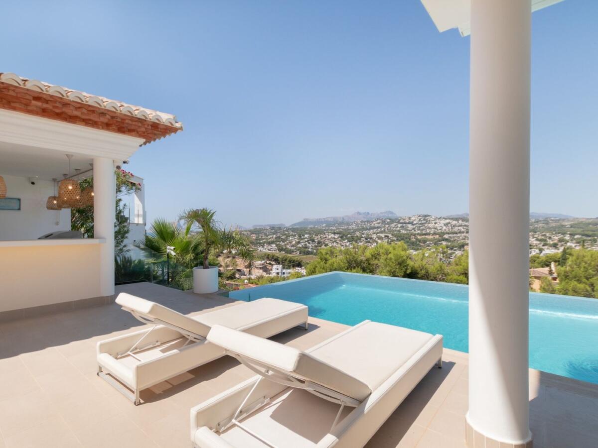 Villa 4 Dormitorios en venta en Moraira
