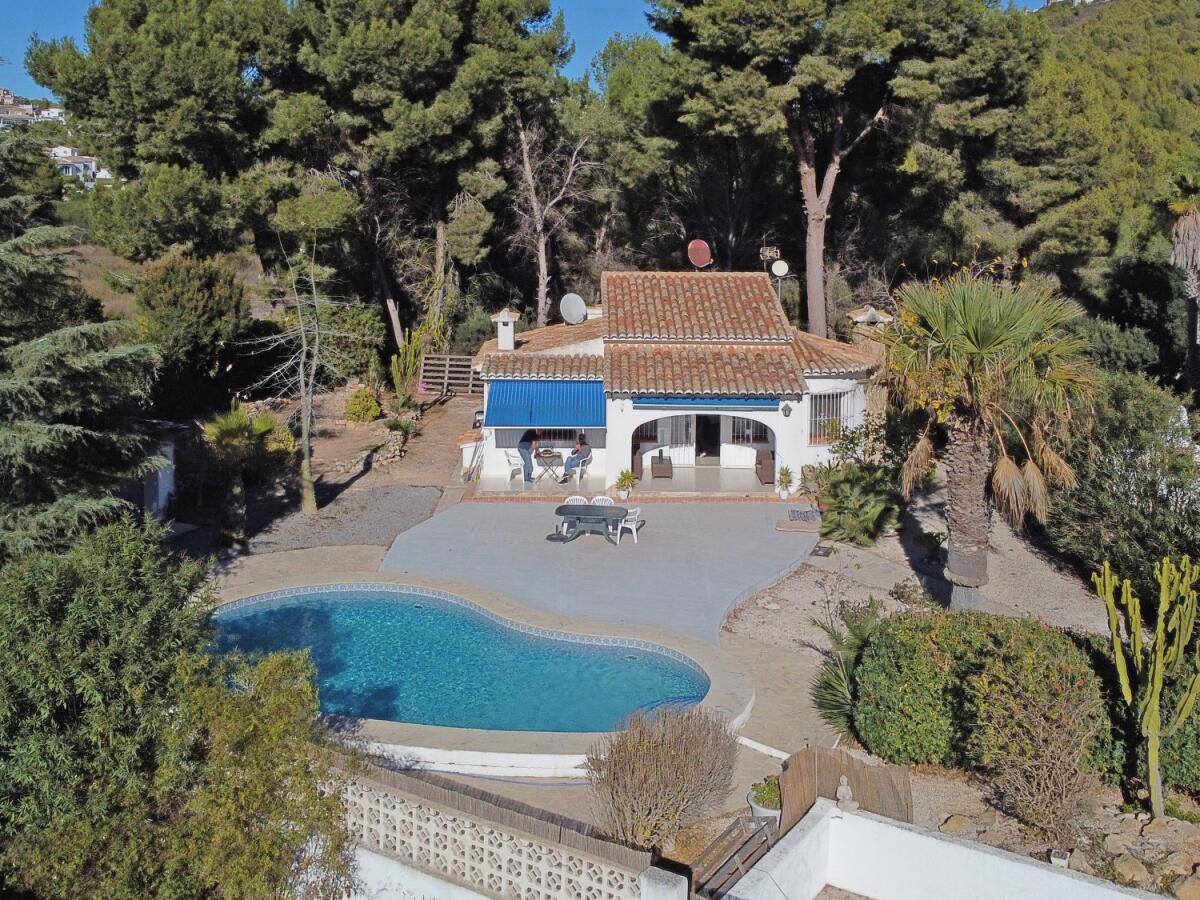 Villa 2 Dormitorios en venta en Moraira El Portet