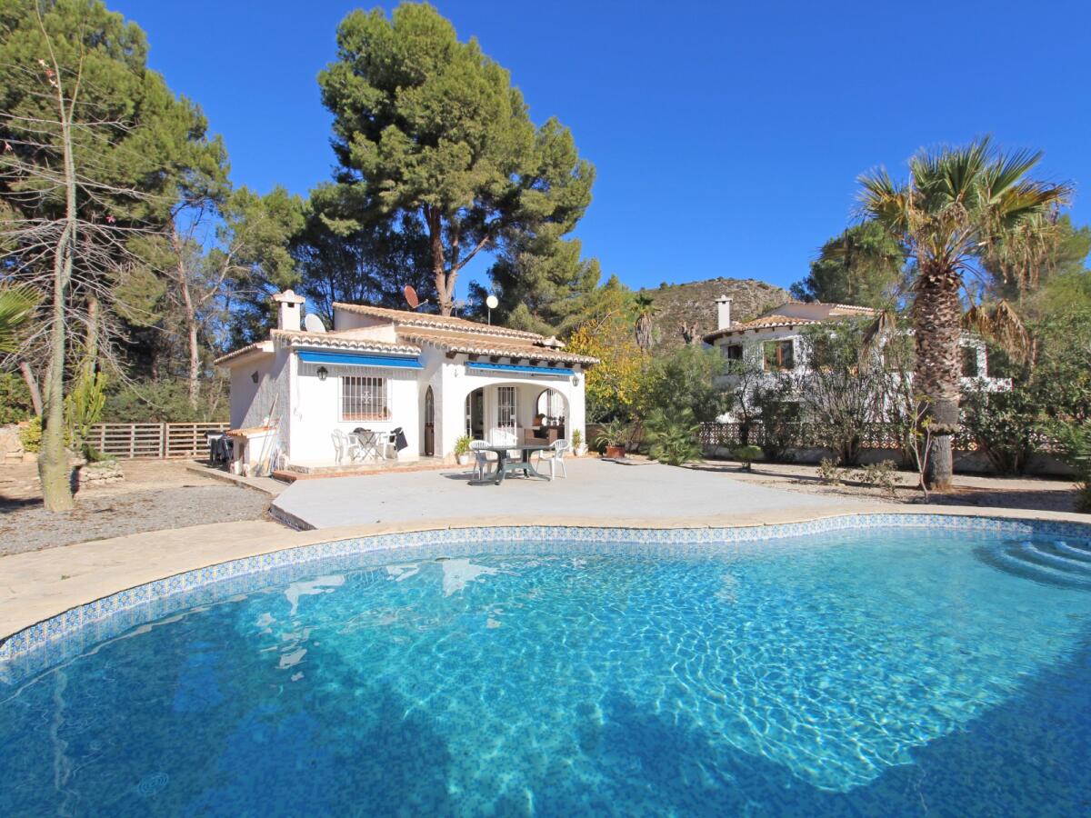 Villa 2 Dormitorios en venta en Moraira El Portet