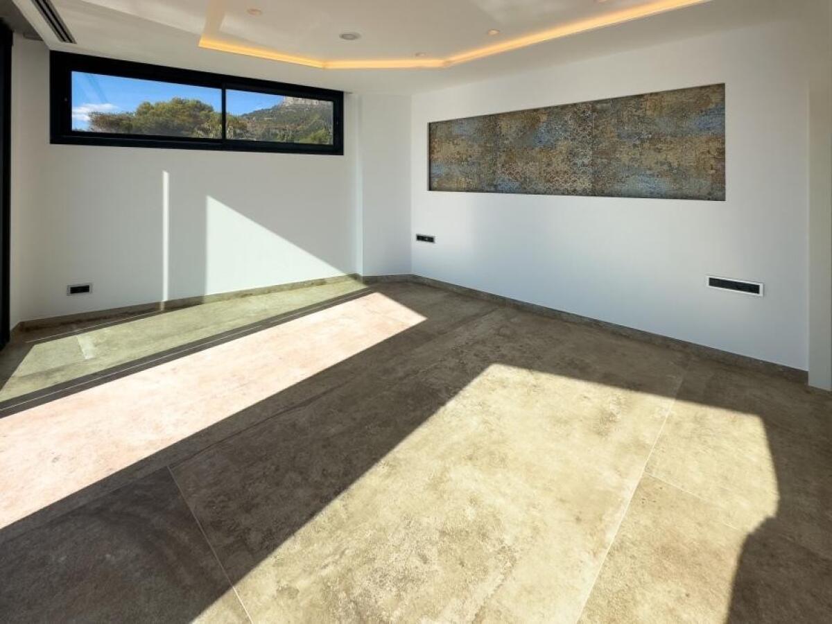 Villa 4 Dormitorios en venta en Calpe