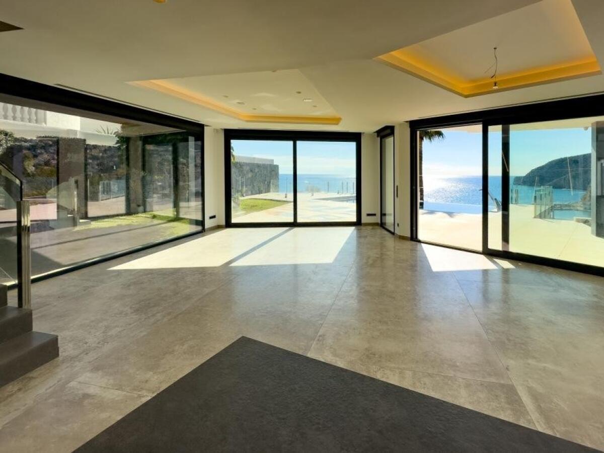 Villa 4 Dormitorios en venta en Calpe