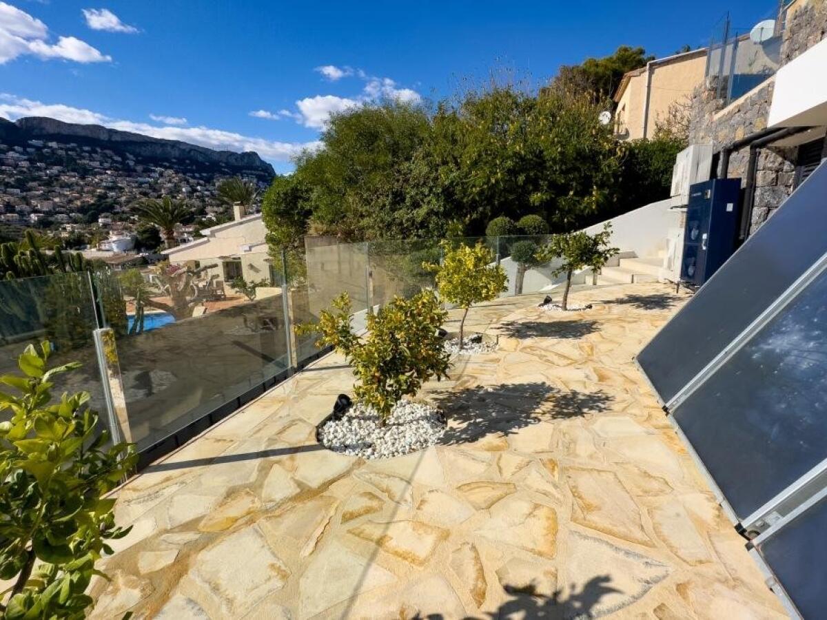 Villa 4 Dormitorios en venta en Calpe