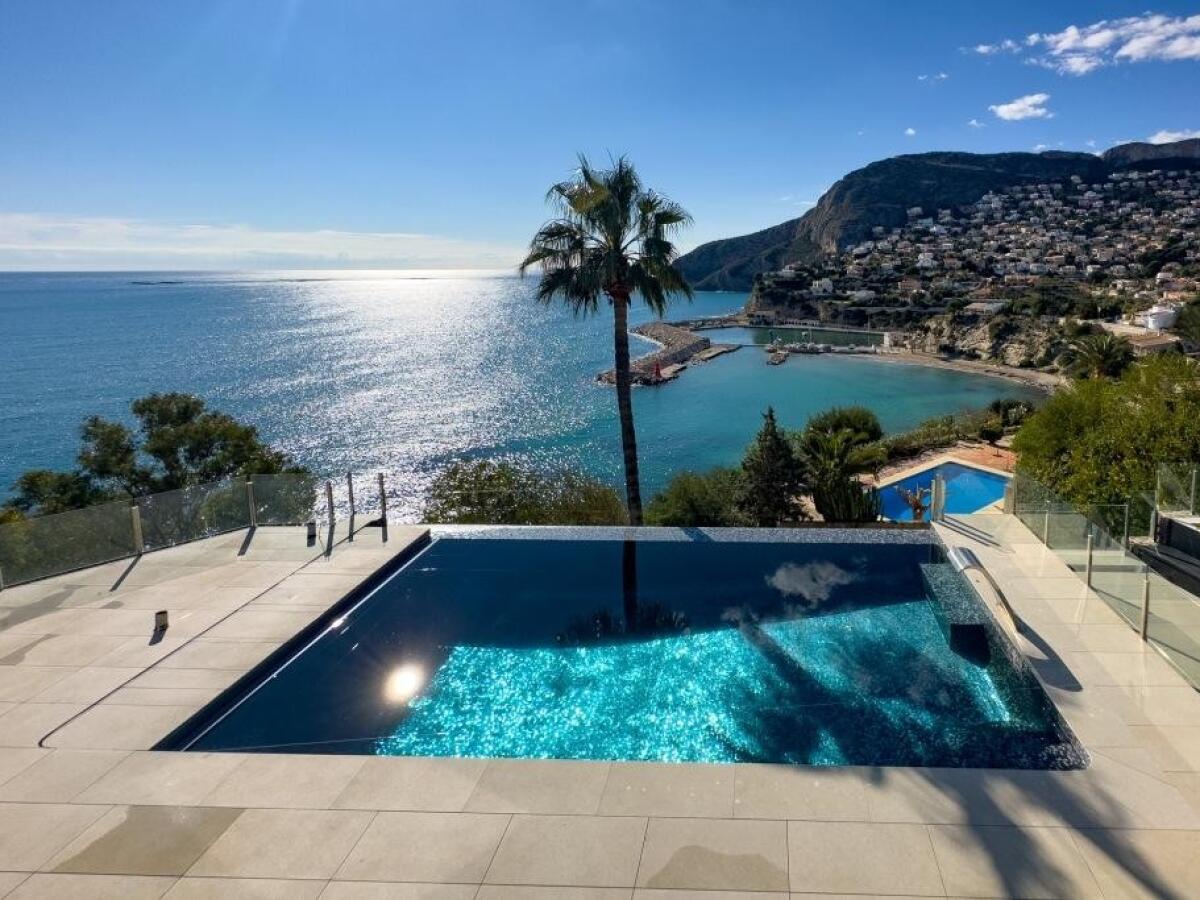 Villa 4 Dormitorios en venta en Calpe