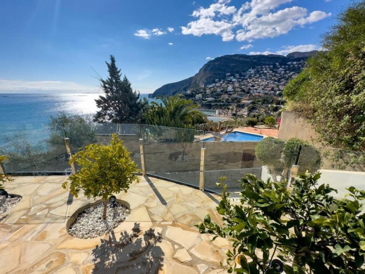 Villa 4 Dormitorios en venta en Calpe