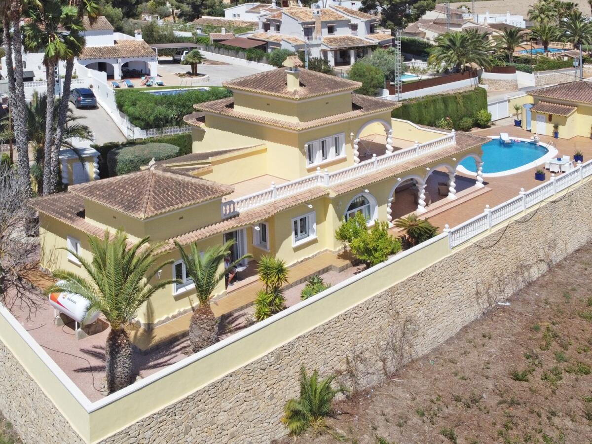 Villa 3 Dormitorios en venta en Moraira Pinar de l'Advocat