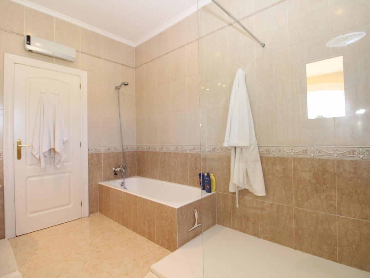 Villa 3 Dormitorios en venta en Moraira Pinar de l'Advocat