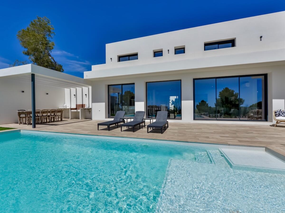 Villa 4 Dormitorios en venta en Moraira La Sabatera