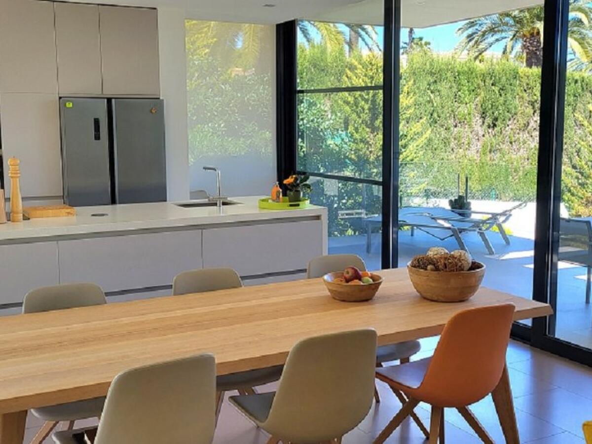 Villa 3 Dormitorios en venta en Javea