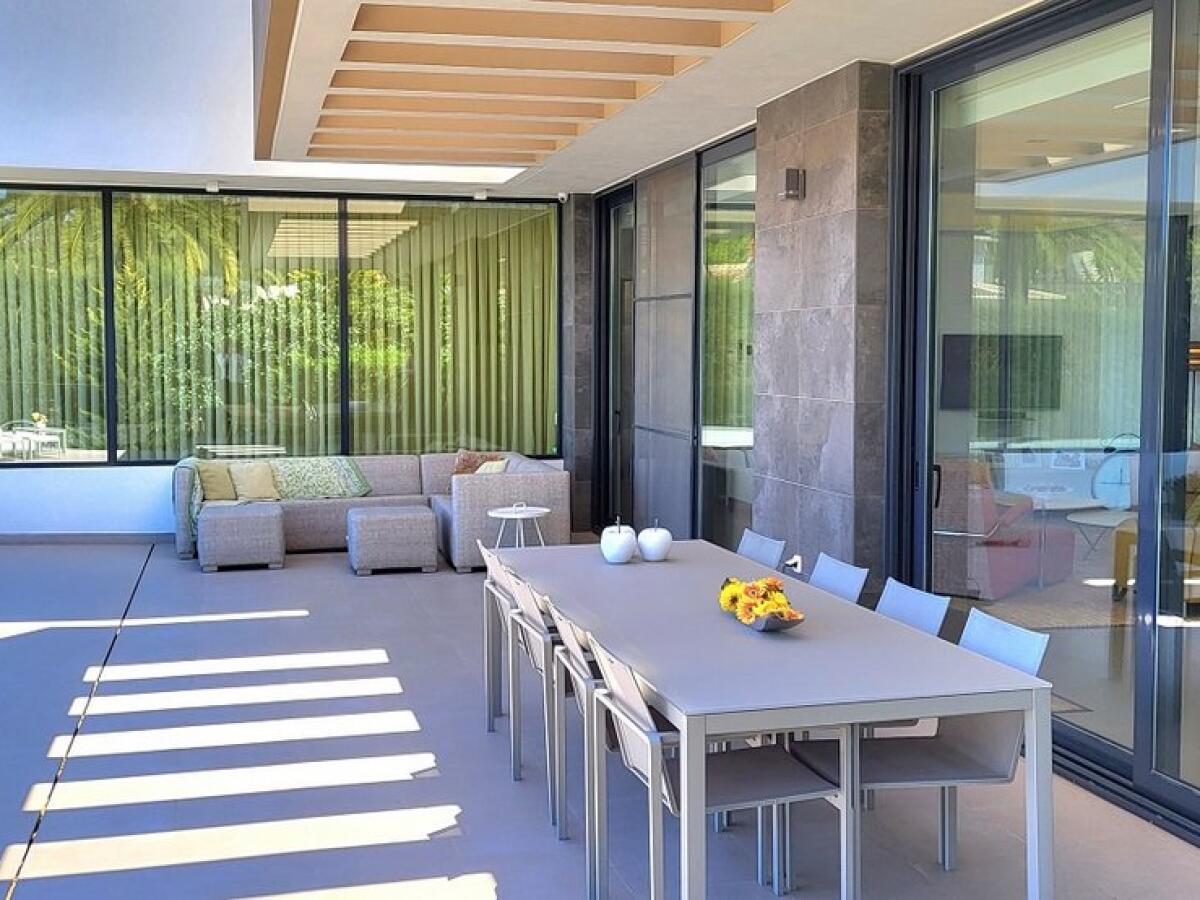 Villa 3 Dormitorios en venta en Javea
