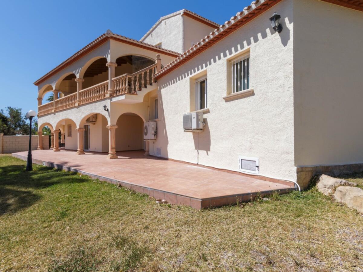Villa 4 Dormitorios en venta en Javea Montgó