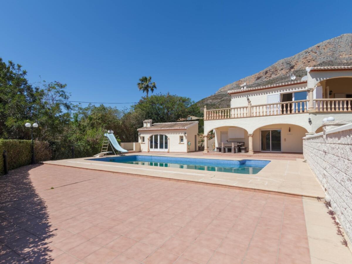 Villa 4 Dormitorios en venta en Javea Montgó