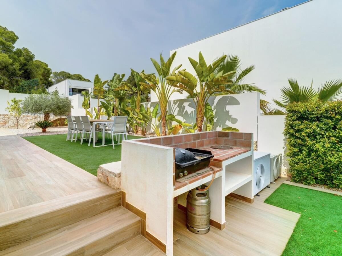 Villa 4 Dormitorios en venta en Moraira La Cometa