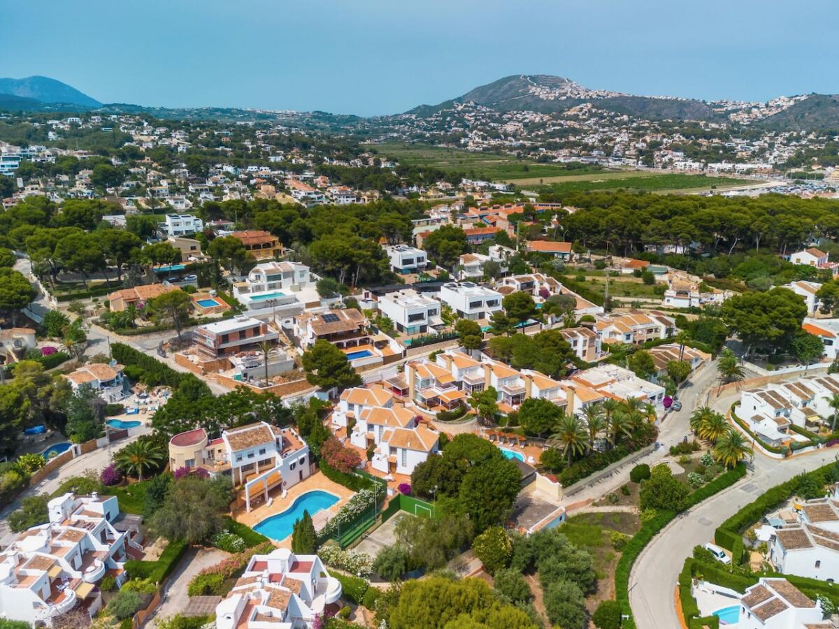 Villa 4 Dormitorios en venta en Moraira La Cometa