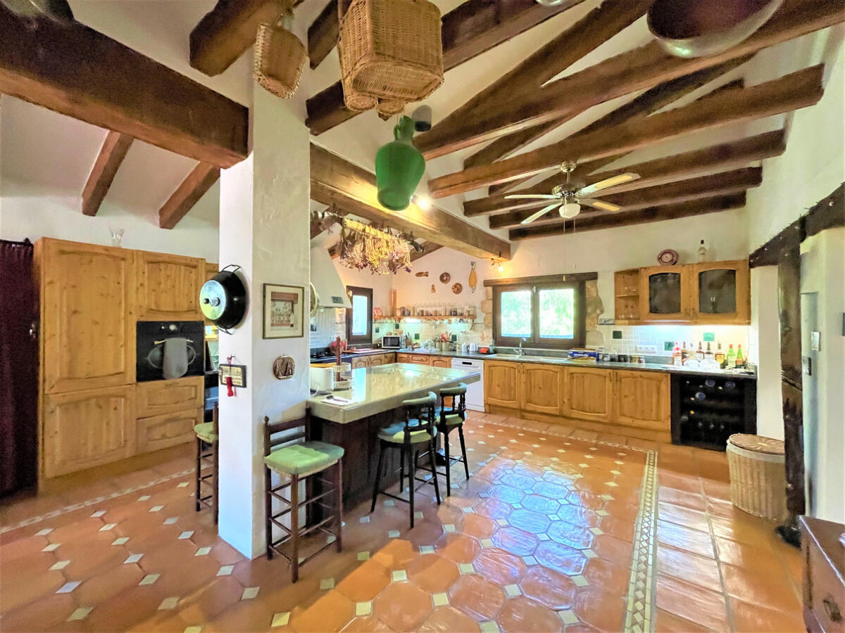Villa 3 Dormitorios en venta en Moraira