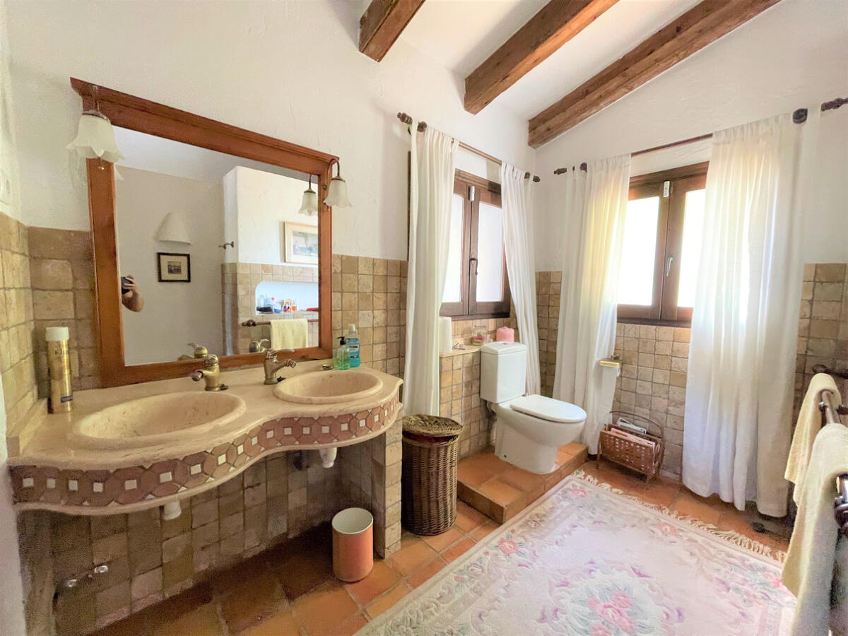 Villa 3 Dormitorios en venta en Moraira