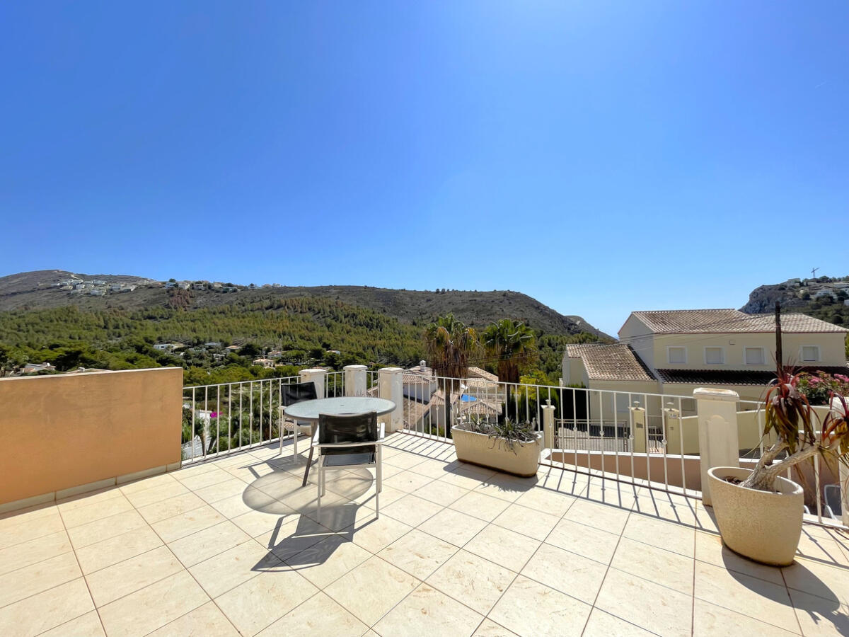 Villa 5 Dormitorios en venta en Moraira