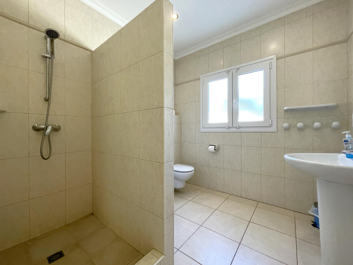 Villa 5 Dormitorios en venta en Moraira