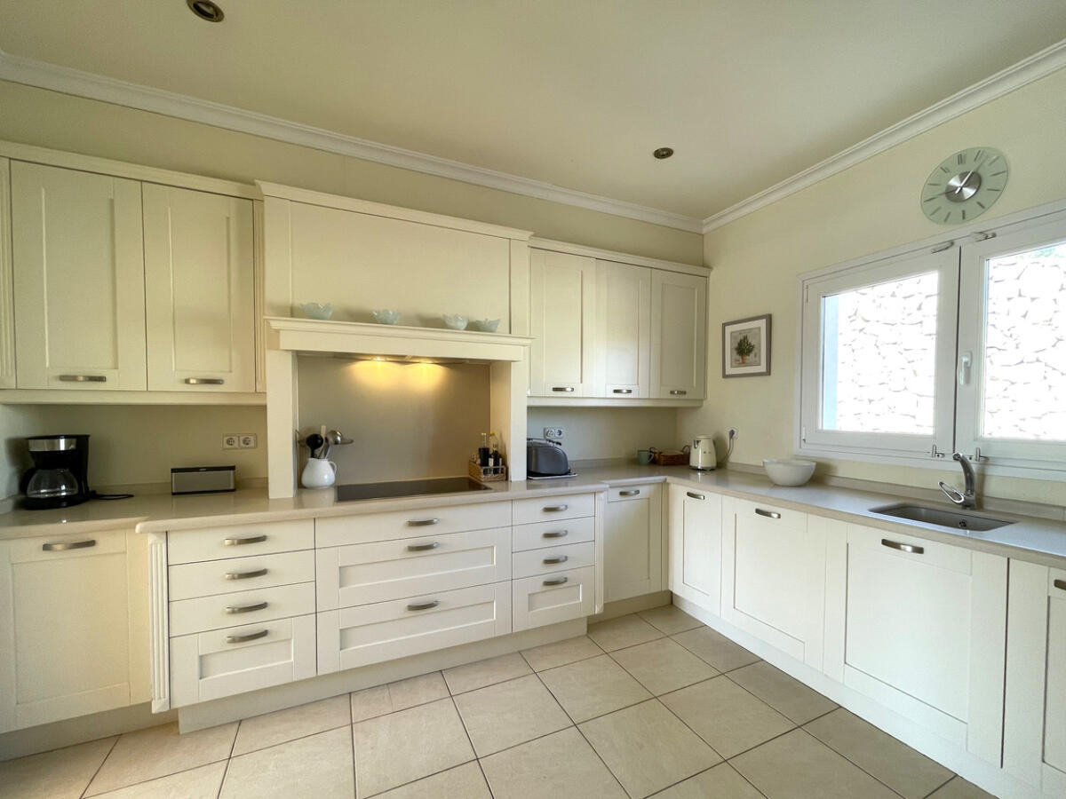Villa 5 Dormitorios en venta en Moraira